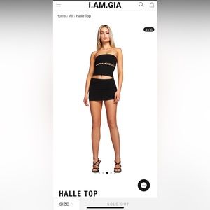 Halle top size small